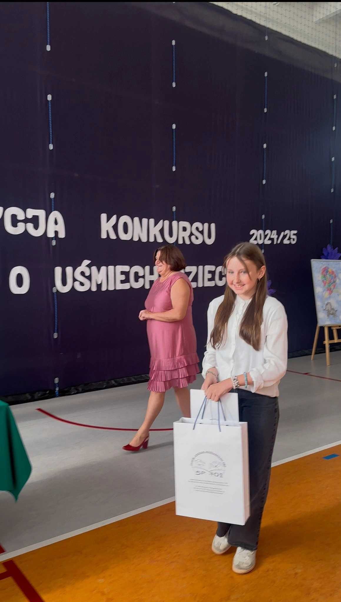 Konkurs literacki "O uśmiech dziecka" - Alicja Witek 6 B - zdjęcie 2